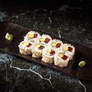 Uramakis Maguro Avocado [8u]